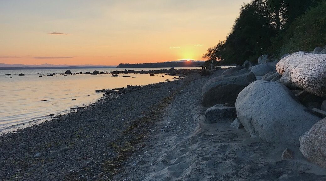 Sunset on Smelt Beach